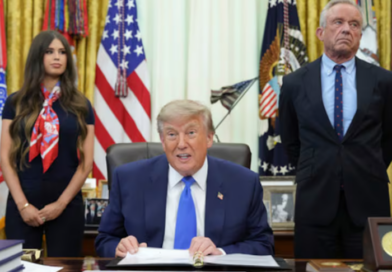 Plan de Trump para separar vacunas infantiles enfrenta críticas por costos, logística y falta de respaldo científico