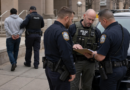 ICE propone seguro para proteger a policías locales que participan en arrestos migratorios