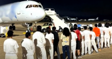Cinco deportados por Estados Unidos fueron enviados a Guinea Ecuatorial tras negarse a desembarcar en Liberia Cinco deportados por Estados Unidos fueron enviados a Guinea Ecuatorial tras negarse a desembarcar en Liberia