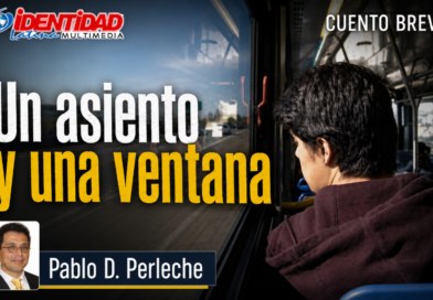 Un asiento y una ventana