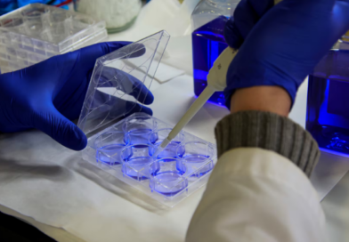 FDA aprueba nuevo fármaco contra el cáncer de páncreas que casi duplica la supervivencia en estudio clínico