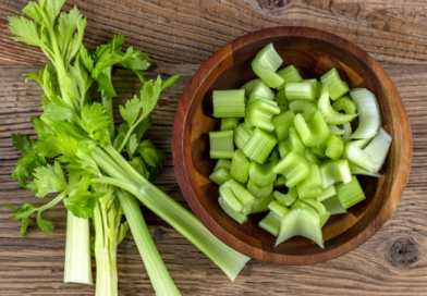 Apio: un vegetal hidratante que favorece la digestión y aporta nutrientes esenciales