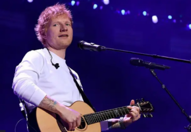 Ed Sheeran reconoce “errores” en pleno concierto tras polémica por la salida de Macklemore de su gira