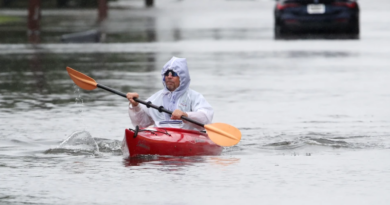 Potente tormenta provoca inundaciones y deja a miles sin electricidad en el noreste de Estados Unidos