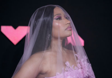 Nicki Minaj viaja con Donald Trump en el Air Force One y lo acompaña a mitin en Michigan