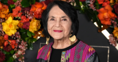 Murió Dolores Huerta a los 96 años, histórica defensora de los derechos civiles y laborales